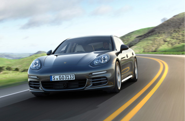 porsche panamera turbo s e-hybrid 2