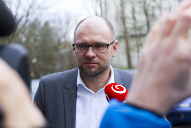 ucHjj-TZQ2-V1_Wat8mMww