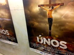 Únos alebo trápna politická agitka