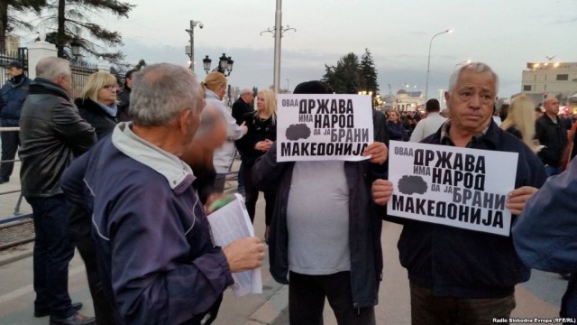 macedónci protestujú 1 radiosvoboda org