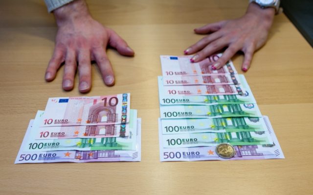 v česku sú stále vyššie platy ako na slovensku 1