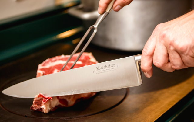 britský sudca vyzýva na zákaz predaja dlhých nožov 5