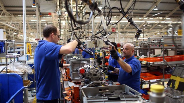 v eú je stále viac ako 16 miliónov ľudí bez práce 1