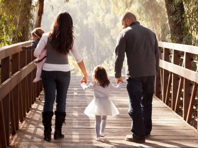 materskú dávku už môžu poberať obaja rodičia súbežne 4 (1)