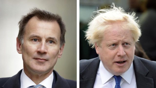 v boji o britské premiérske kreslo sa stretnú johnson a hunt 2 jeremy hunt a boris johnson