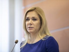 Saková pripomenula, že Slovensko je súčasťou EÚ, a teda súčasťou jednotnej obchodnej politiky Únie