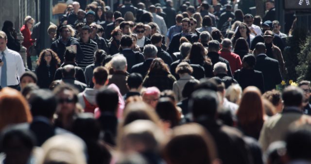 gatesova nadácia_na konci storočia bude na zemi o dve miliardy menej ľudí, ako sa očakávalo