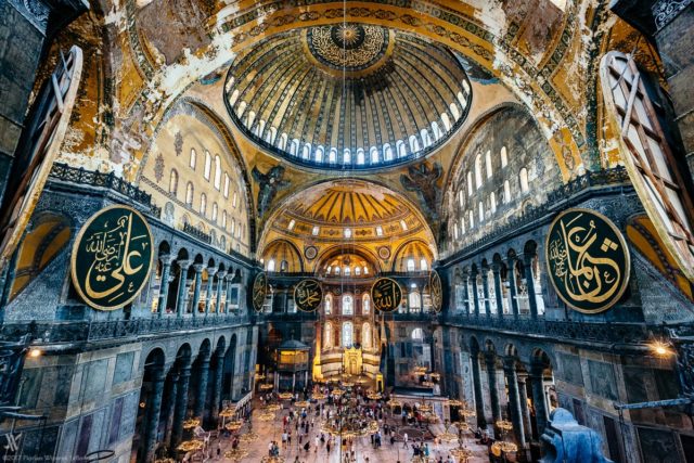 tureckí moslimovia sa dočkali_kresťanská katedrála hagia sofia sa zmenila na mešitu