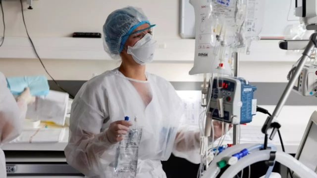 ministerstvo zdravotníctva nariadilo nemocniciam poskytovať len neodkladnú starostlivosť