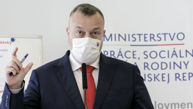 milan krajniak bude znovu šéfovať ministerstvu práce