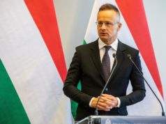 Szijjártó: V Bruseli bude aj naďalej pokračovať vojnová psychóza