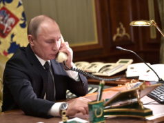 Putin na stretnutí s Arákčím potvrdil pokračovanie vzťahov s Iránom