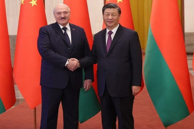 lukasenko_si_tin-pching