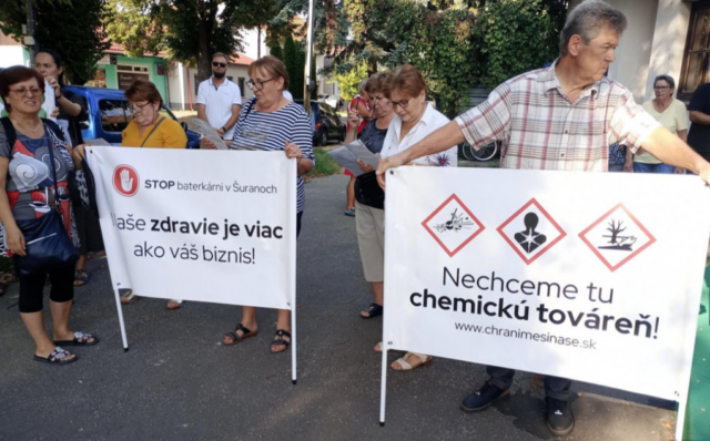 baterkaren_surany_protest